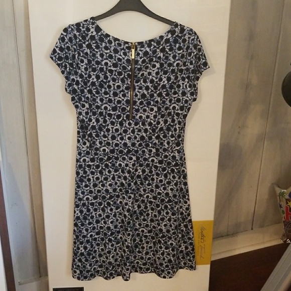 Michael Kors navy blue white batik look dress - Picture 2 of 4